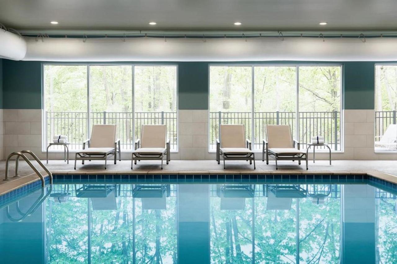 Holiday Inn Express - Blair By Ihg Bagian luar foto